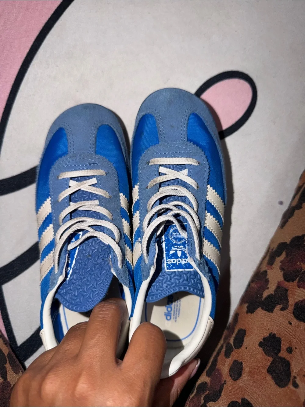 adidas kids Blue and White Ortholite Low-Top Sneakers